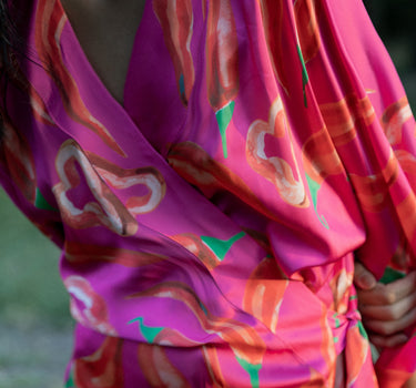 VESTIDO UCHU ENVOLVENTE