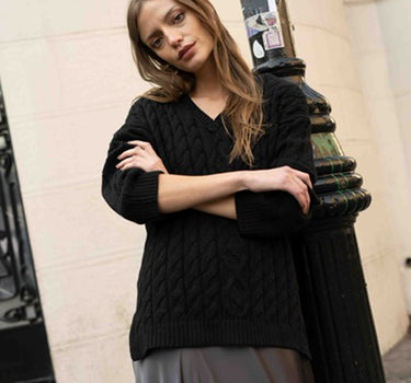 Alicia black vest