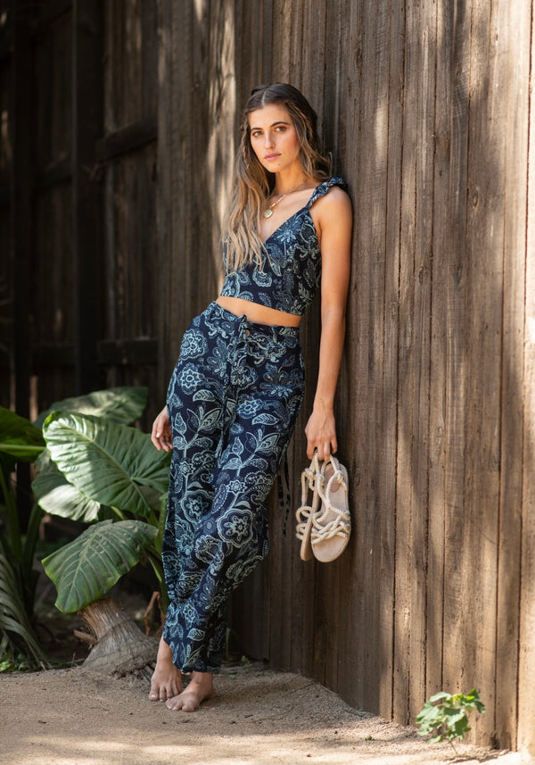 Anna Blue Linen Set