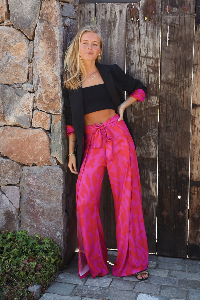 Red/fuchsia pants